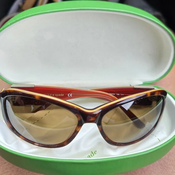 Kate Spade Sunglasses - Picture 4 of 5